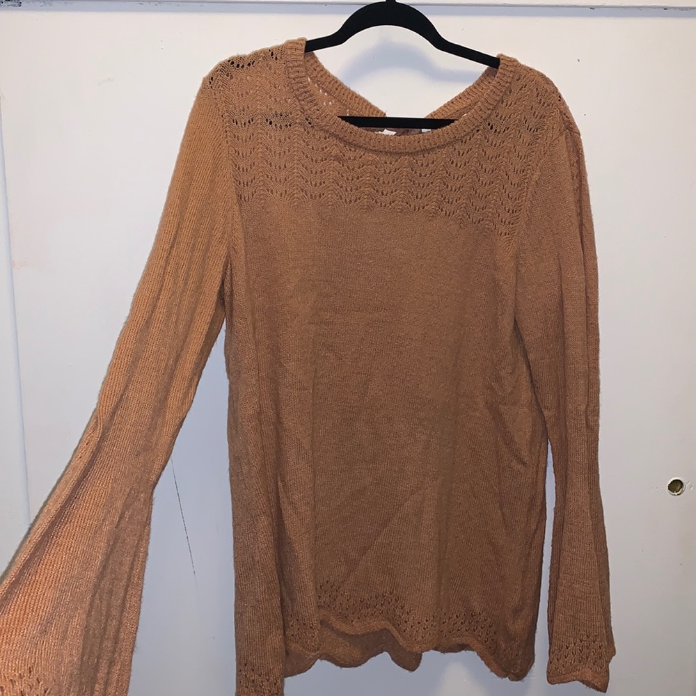 Ribbon back sweater